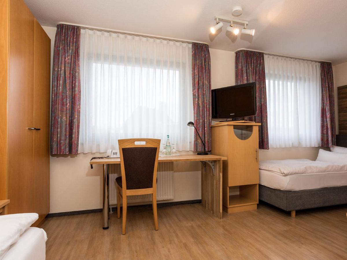 Hotel Hansen Bergisch Gladbach Exterior foto