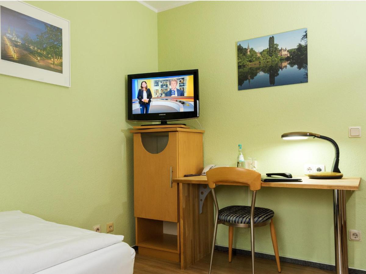 Hotel Hansen Bergisch Gladbach Exterior foto