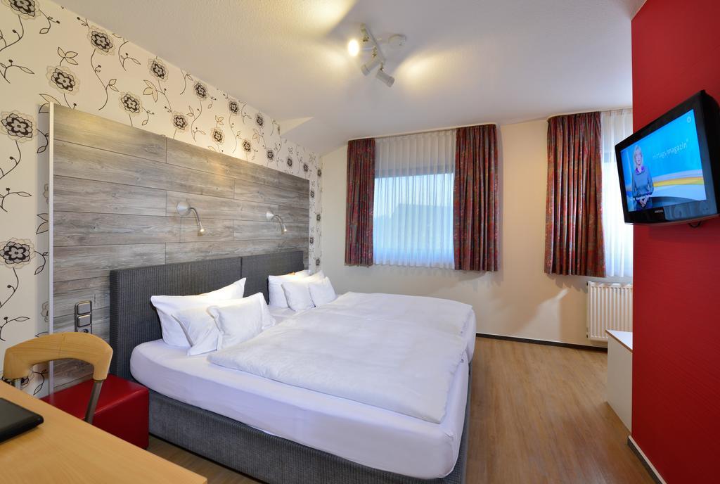 Hotel Hansen Bergisch Gladbach Exterior foto