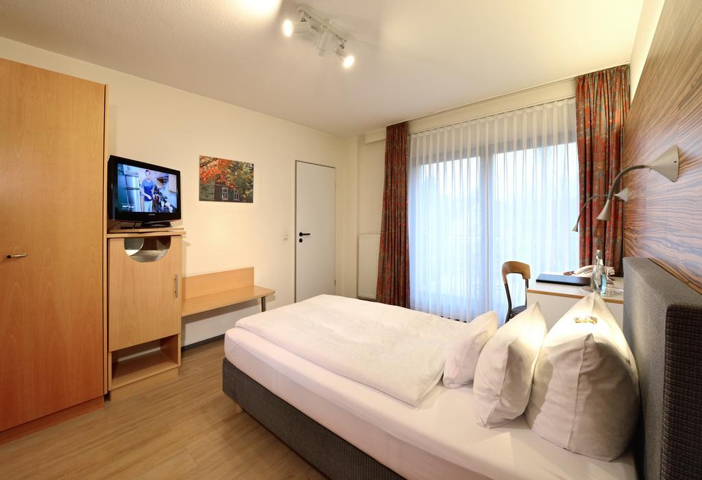 Hotel Hansen Bergisch Gladbach Exterior foto